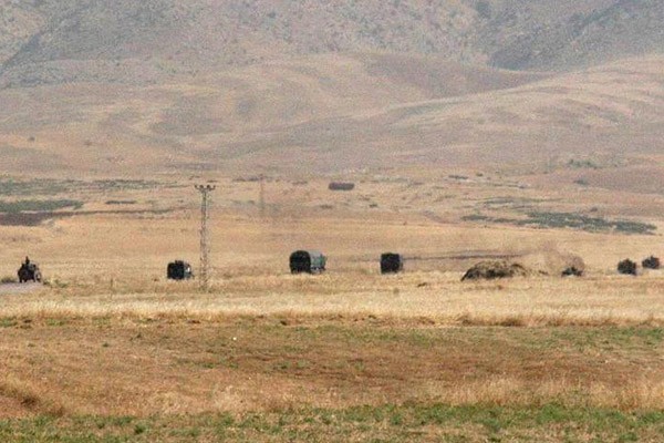Türkiyə sərhədində gərginlik: Ordu yeridildi