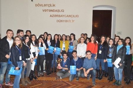 UNEC “Gənc Bankirlər”ini seçib