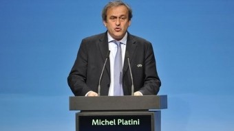 Platini rəsmən imtina etdi