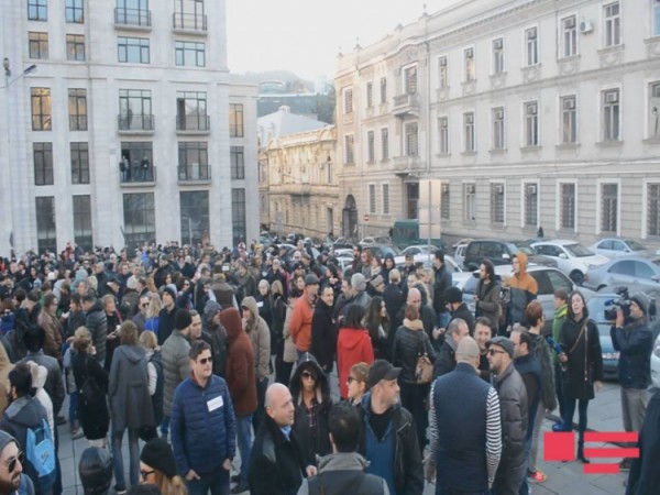 Tiflisdə “Qazprom“a qarşı etiraz aksiyası keçirilib