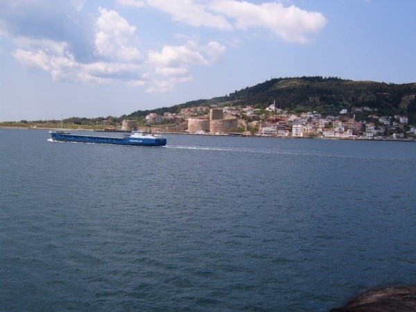 Çanaqqala boğazı bağlandı