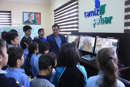 “Təmiz Şəhər“ öz zavodlarına tələbə və şagirdlər üçün turlar təşkil edir