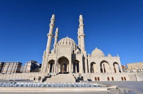 Heydər məscidinə imam və axund təyin edildi