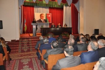 Qənirə Paşayeva yerli məmurları süni əngəllərə yol verməməyə çağırıb