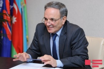 Əflatun Amaşov: “Bəzi saytlar yalan məlumatlarla gəlir əldə edir” - MÜSAHİBƏ