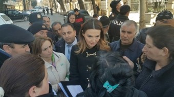 Qənirə Paşayeva Tovuzda görüş keçirib