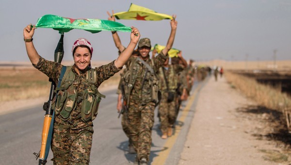 Kürdlər Rusiyanın dəstəyi ilə hərbi bazanı ələ keçirdi