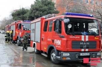 Bakdıa yanacaq dolu qayıqda yanğın olub