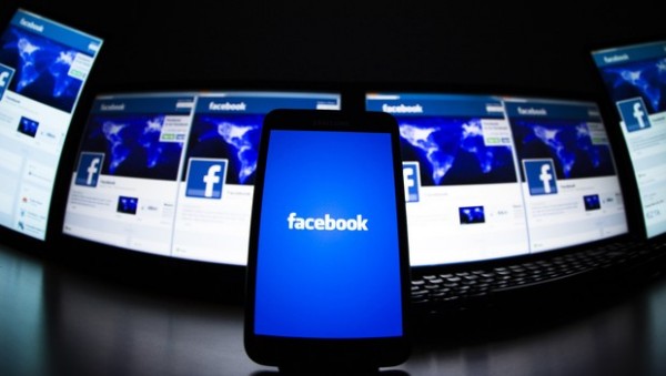“Facebook” Ankara terroruna biganə qalmadı