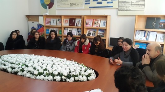 Bərdədə “Dilimizi qoruyaq” mövzusunda dəyirmi  masa keçirilib