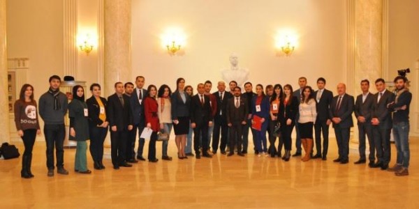 Gənc Qan Donorlarının Qış Məktəbi başa çatdı
