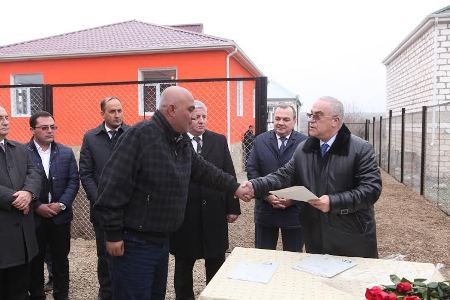 Nazirlik Qazax və Ağstafada Qarabağ müharibəsi əlilləri və şəhid ailələrinə evlər paylayıb
