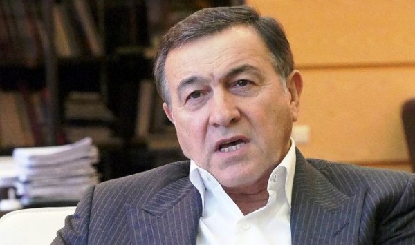 Azərbaycanlı milyarder 8-ci rus kralı oldu