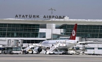 İstanbul-Bakı aviareysləri təxirə salındı