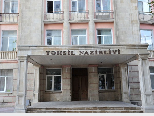 Təhsil Nazirliyi 170 min manatlıq KORRUPSİYAYA münasibət bildirib