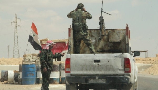 İŞİD-in “paytaxtı” Rakka şəhərinin əhalisi terrorçulara qarşı üsyana qalxıb