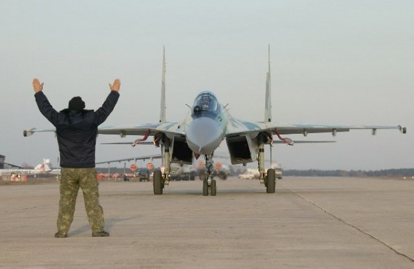 ABŞ Türkiyə sərhədində aviabaza tikir