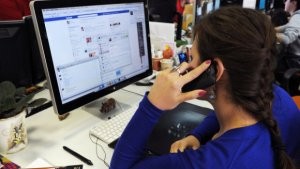 “Facebook“ 7 martla 8 martı səhv saldı