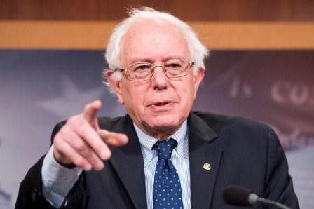 Sanders: “ABŞ hakimiyyətləri devirir…”