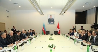 2 İsveçrə şirkəti Azərbaycanda dərman istehsal etmək istəyir