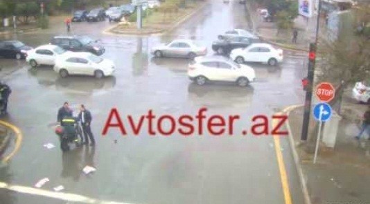 Bakıda qəza: Sürücünü şapalaqladılar