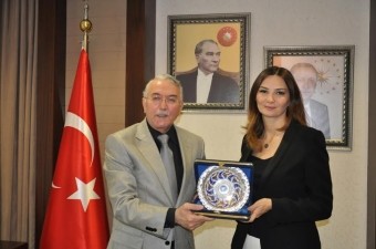 Millət vəkili terrorla mübarizədə ikili standartlara təəssüf edir