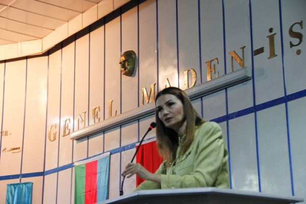 Qənirə Paşayeva Türkiyədə Kəlbəcər həqiqətlərindən danışdı