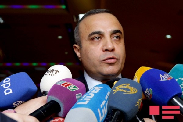 Azay Quliyev: “QHT-lərin hesabları üzərindən həbs götürülüb“