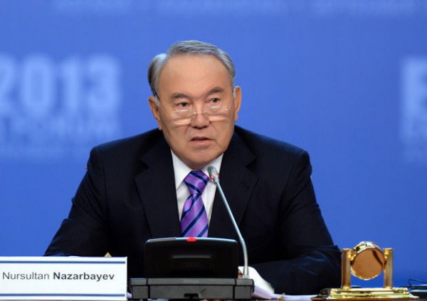 Nazarbayev Yerevandakı tədbiri pozdu - Qarabağa görə