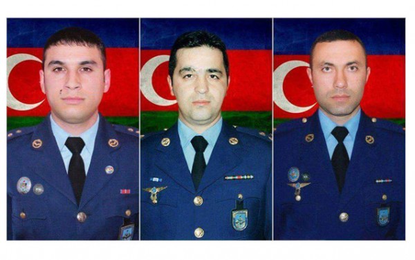 Şəhid pilotlarımızın ailələrinə mənzil verildi