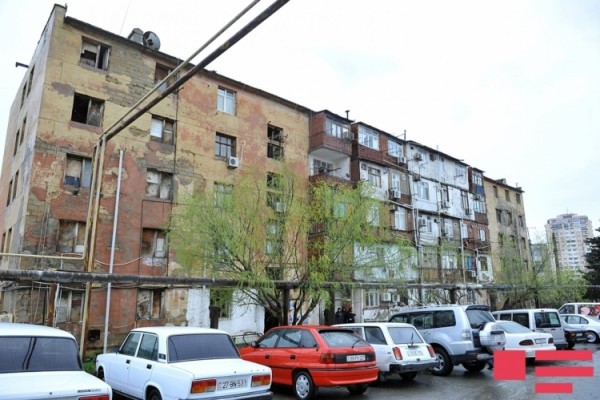 Xətaidə uçqun baş verən yataqxana söküləcək, ailələrə 45 min manat veriləcək