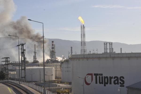 Türkiyədə zavodda yanğın: 1 ölü, 4 yaralı