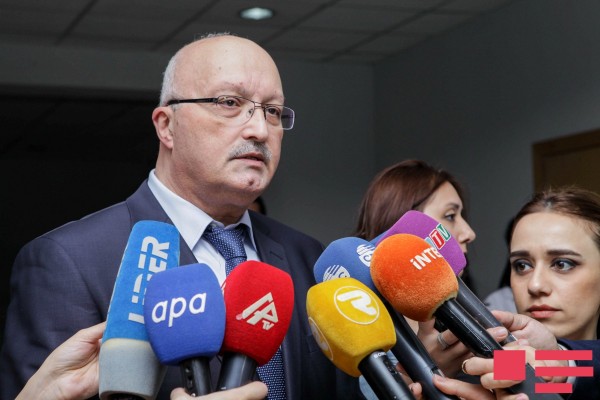 “Təcili yardım həkimlərinə fiziki təzyiq edirlər“ - Baş həkim