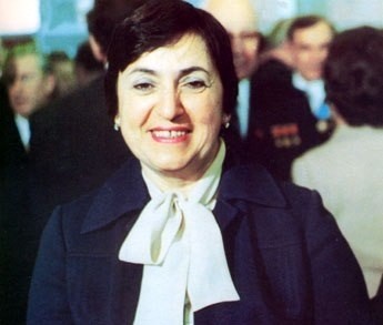 Ölkə ictimaiyyəti Zərifə Əliyevanı andı