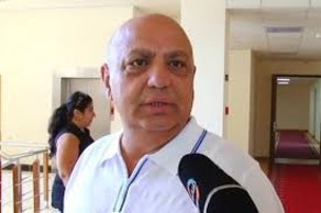 “Çiçəklənən Ermənistan”ın deputatı partiyanın pullarını götürərək, ölkədən qaçıb