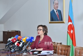 Məleykə Abbaszadə: “İmtahandan sonra sualları yayanları məhkəməyə verəcəyik“