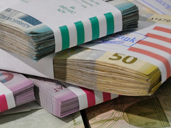 Sabiq nazirin yaxın qohumuna cinayət işi açıldı - YARIM MİLYONLUQ SÖVDƏLƏŞMƏ