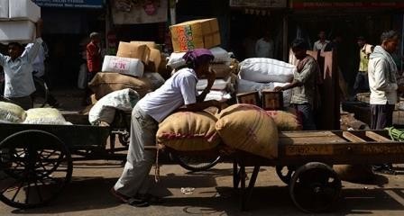 İstidən 220 adam öldü