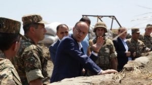 Ohanyanı yenə parlamentə çağırdılar, qapalı müzakirə gedir