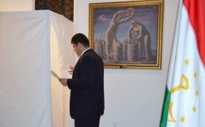 Tacikistan referendum keçirir