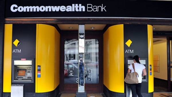 Avstraliya sakininin bank hesabından səhvən 2,2 milyon dollar silindi