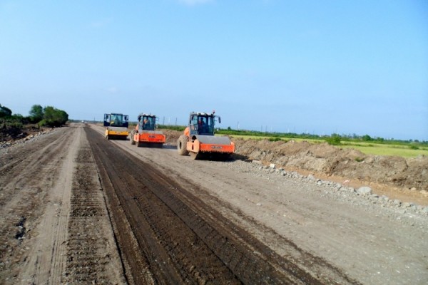 Astarada plana düşən evlərin köçürülməsinə başlanır