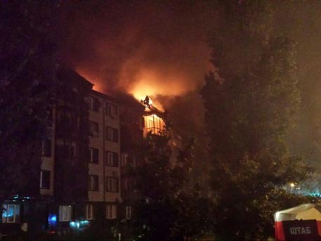 Qroznıda yanğın: 500 nəfər təxliyə edildi