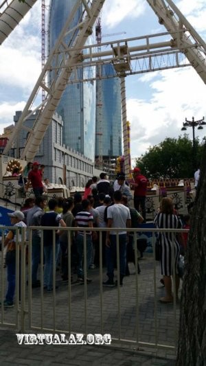 Bulvara uşaqların axını başlandı