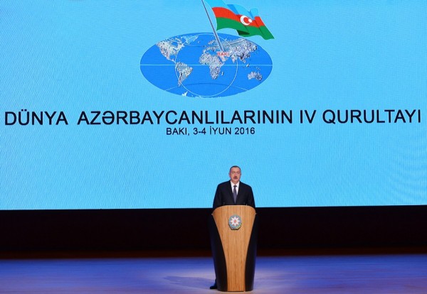 Dünya Azərbaycanlılarının IV Qurultayında Prezident İlham Əliyevə müraciəti qəbul edilib