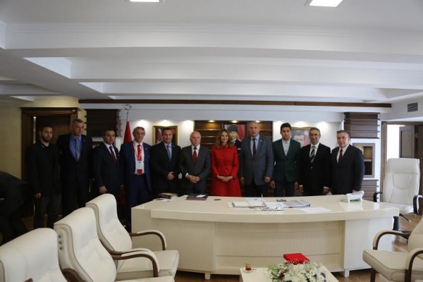 Qənirə Paşayeva Ərzurumun bələdiyyə başçısı ilə görüşüb