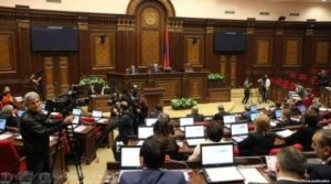 Ermənistan ordusunda korrupsiya yumağı...