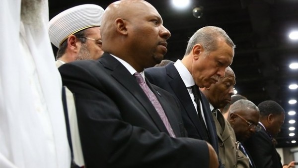 Ərdoğan Məhəmməd Əlinin dəfninə qatılmadan Türkiyəyə döndü