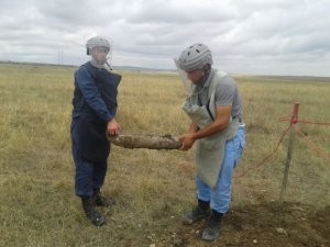 ANAMA:  4 ədəd partlamamış hərbi sursat aşkar edib