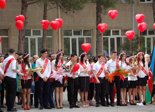 Təhsil nazirindən Son zəng TƏBRİKİ